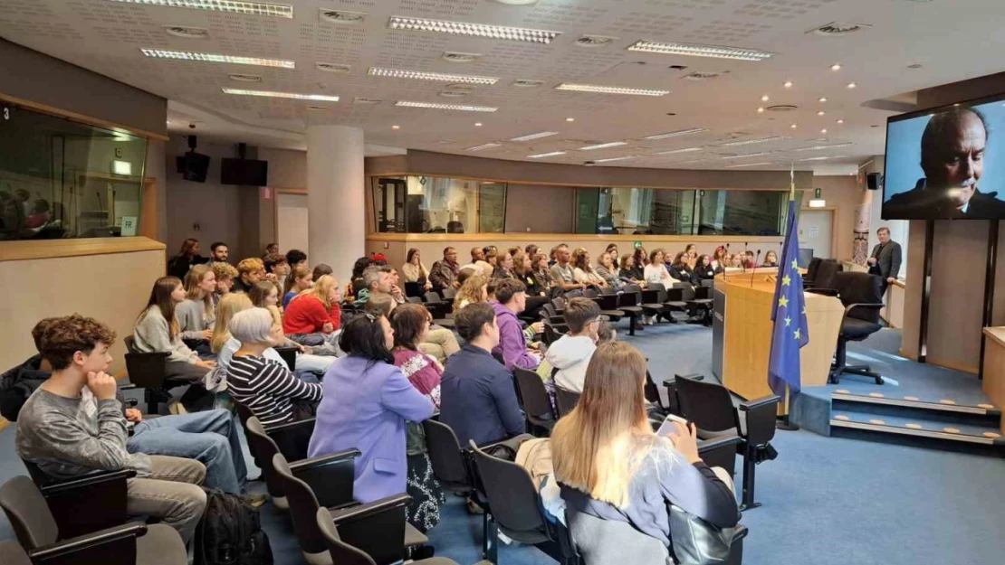 Hınıs Mehmet Akif Ersoy Ortaokulu Erasmus projesine ortak oldu