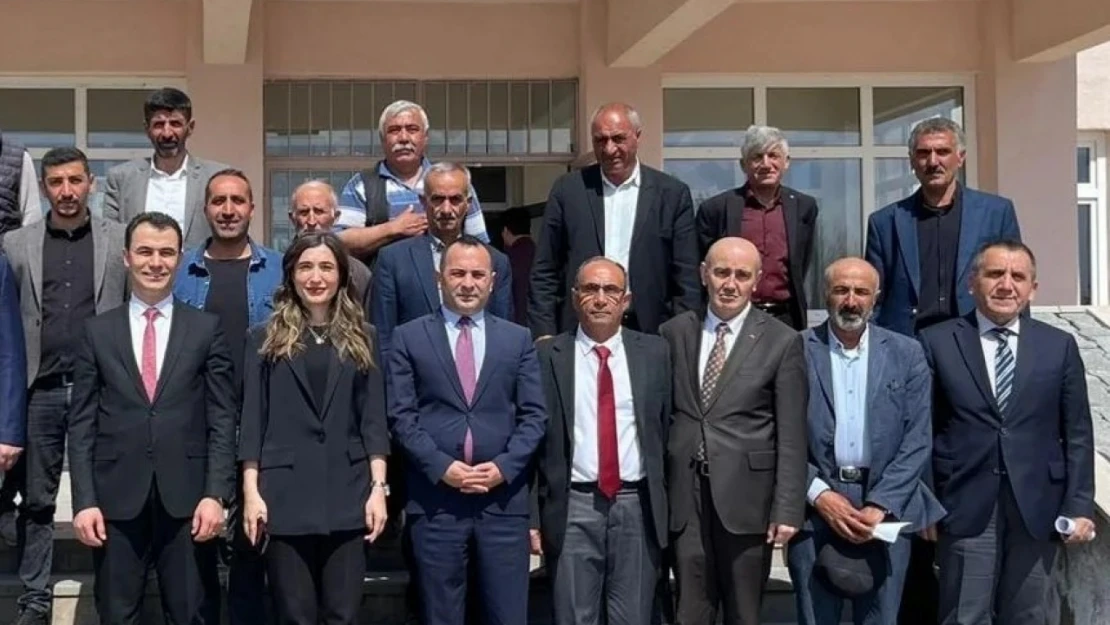 Hınıs'ta cemevleri için toplandılar