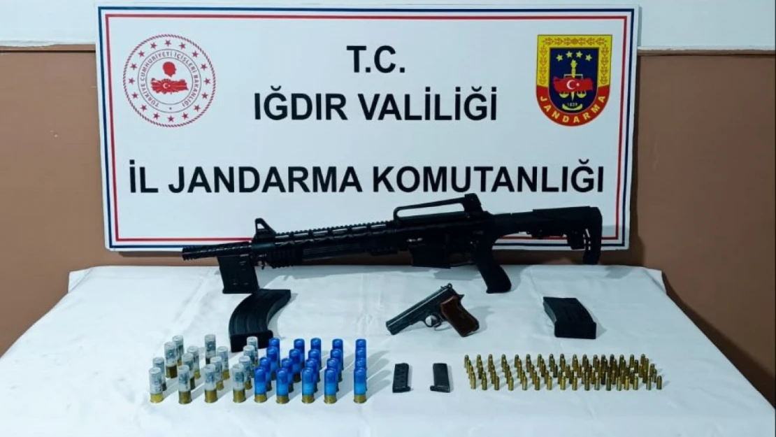 Iğdır'da kaçak silah ticareti operasyonu: 2 şüpheli yakalandı