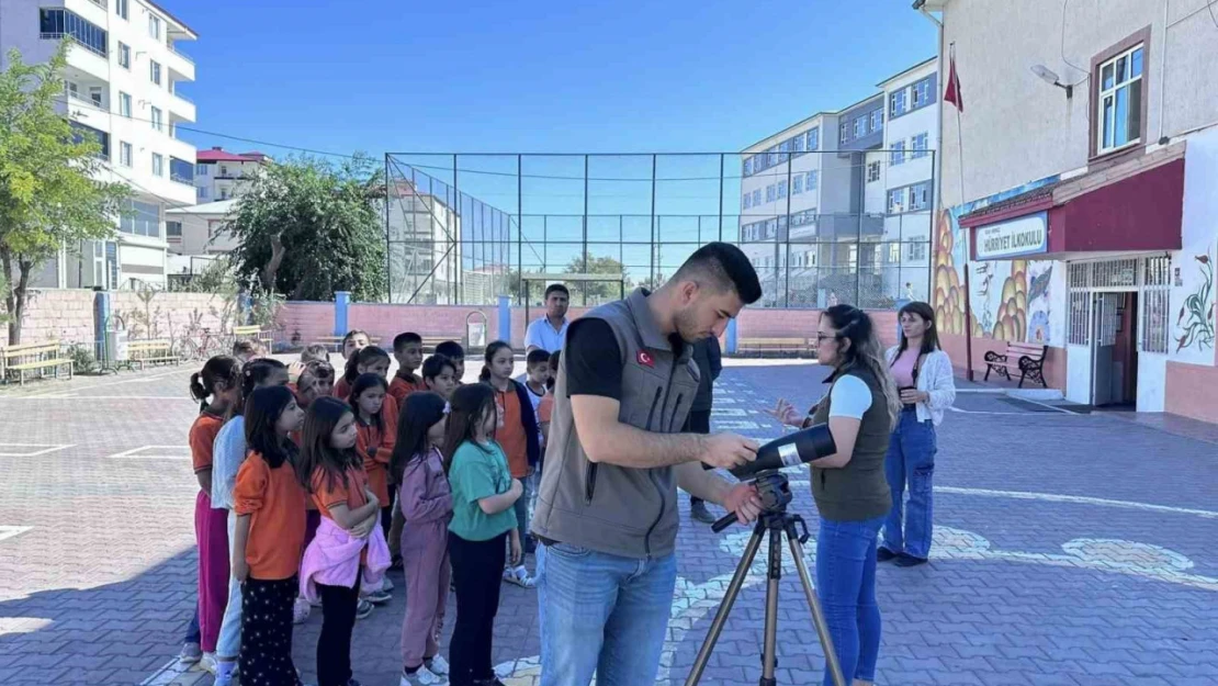 Iğdır'da öğrenciler için kuş gözlem etkinliği düzenlendi