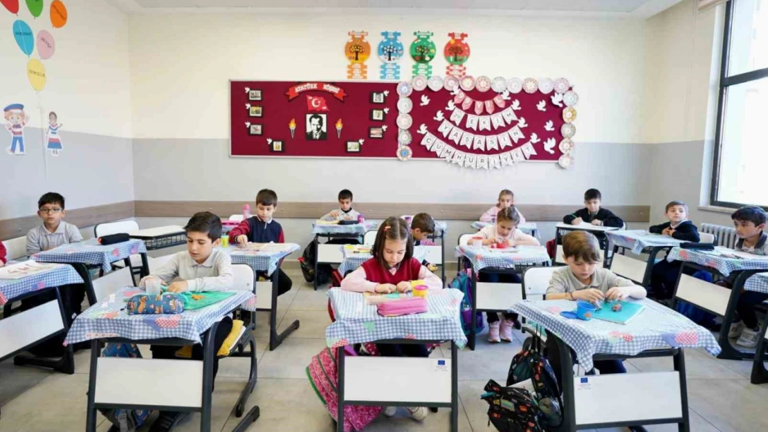 İlk zil 'uyum' için çaldı