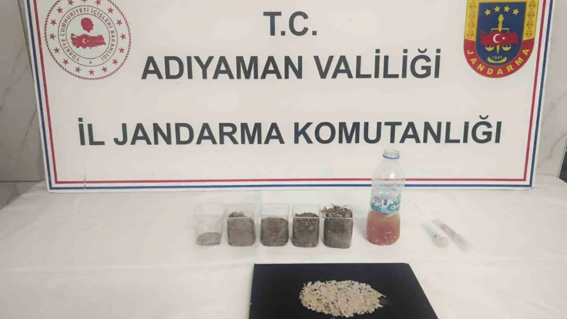 Jandarma ekipleri uyuşturucuya geçit vermiyor