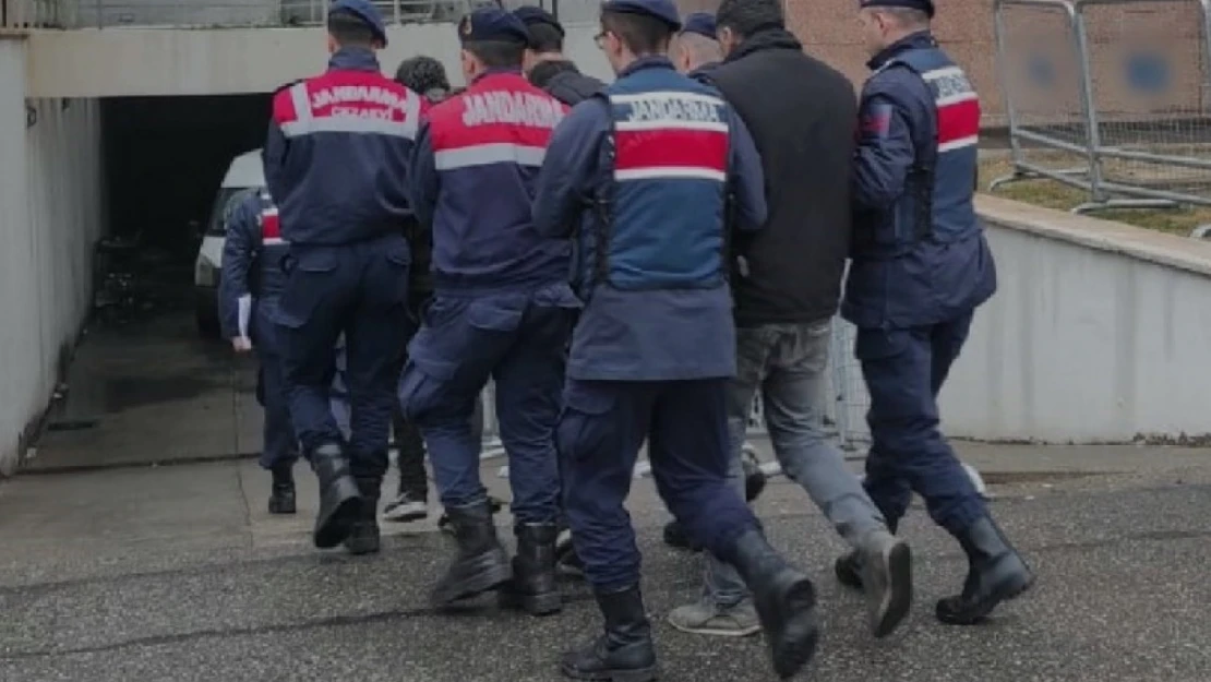 Jandarmanın yakaladığı hırsızlık şüphelisi 14 şahıstan 9'u tutuklandı