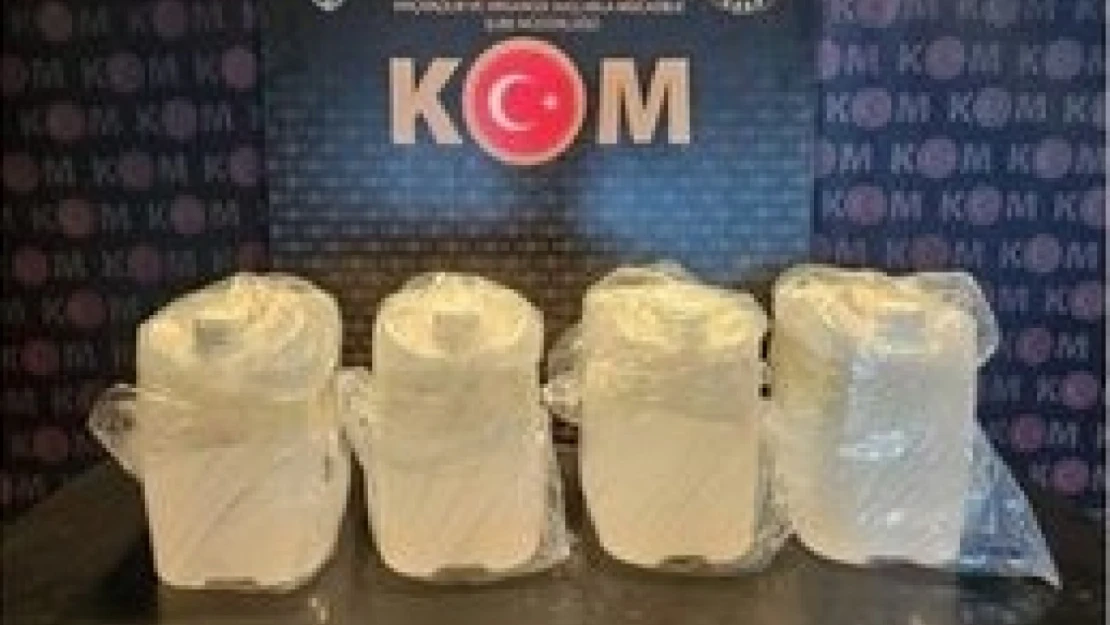 Kargo kutusunda 20 litre kaçak etil alkol ele geçirildi