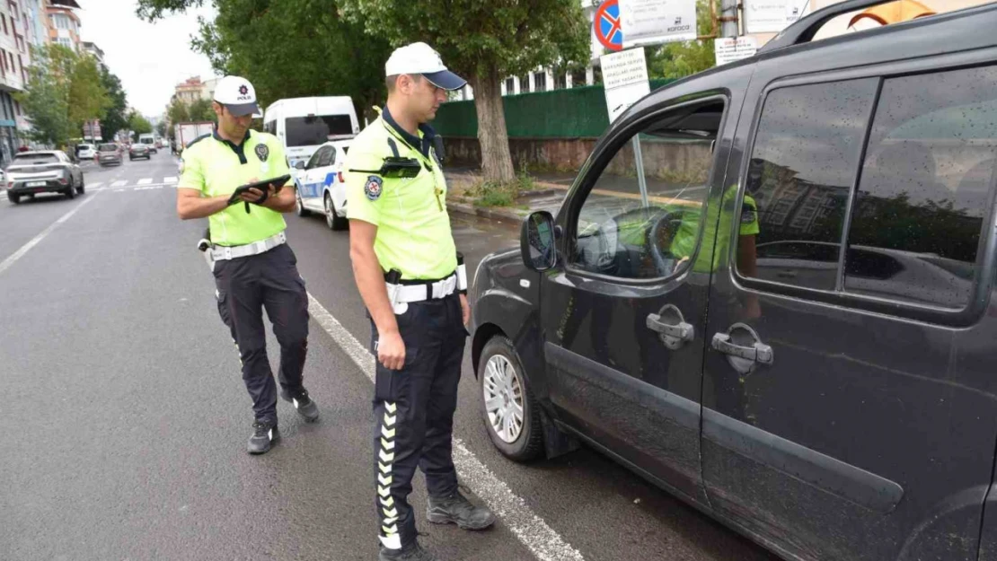 Kars'ta asayiş uygulamaları sürüyor