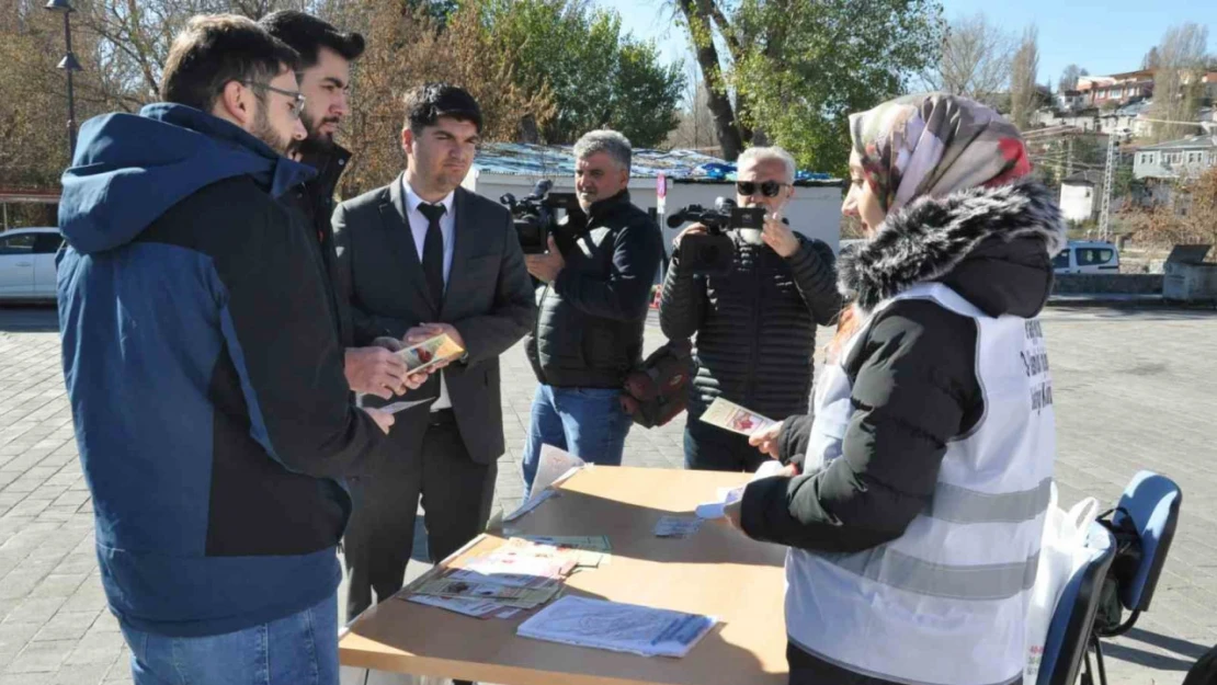 Kars'ta organ bağışı stantı açıldı