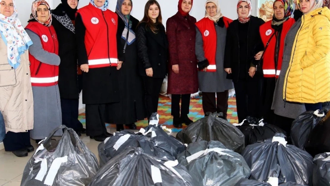 Kış soğuğuna, 'Gönüllü Anneler' yetişti