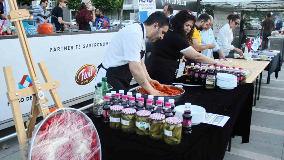 Kosova Gastronomi Festivali'nde Türkiye rüzgarı