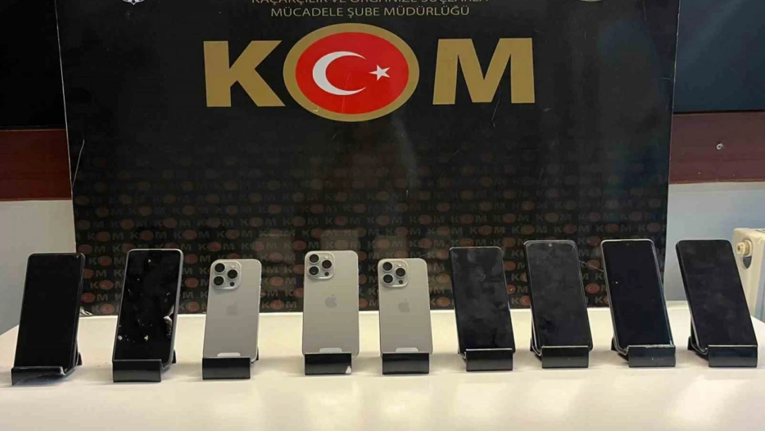 Malatya'da kaçak telefon operasyonu