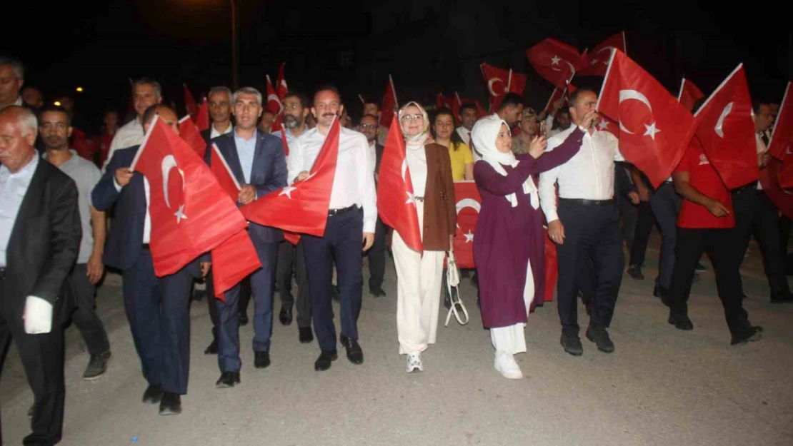 Malazgirt Zaferi'nin 953. yıl dönümünde fener alayı düzenlendi