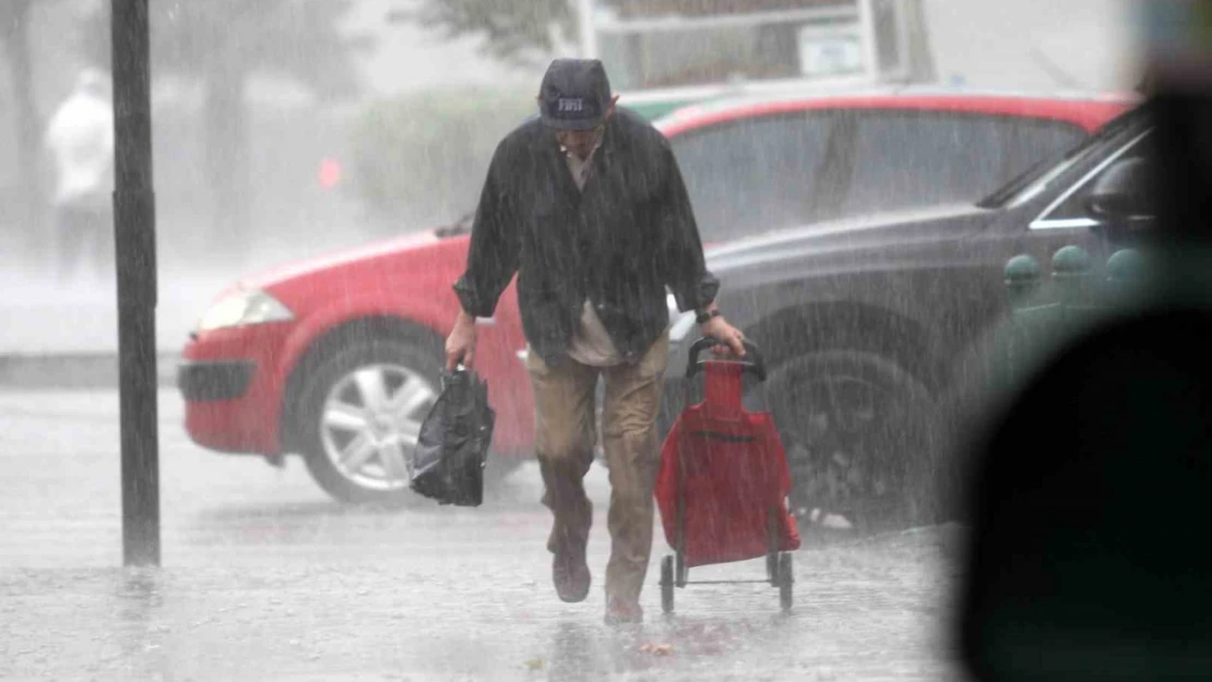 Meteorolojiden Erzincan ve Bayburt için kuvvetli yağış uyarısı