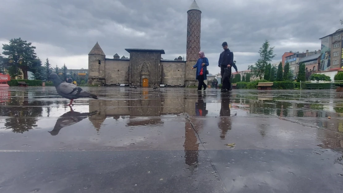 Meteorolojiden Erzurum için yağış uyarısı