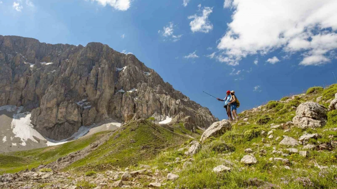 Munzurlar, turistlerin ilgi odağı