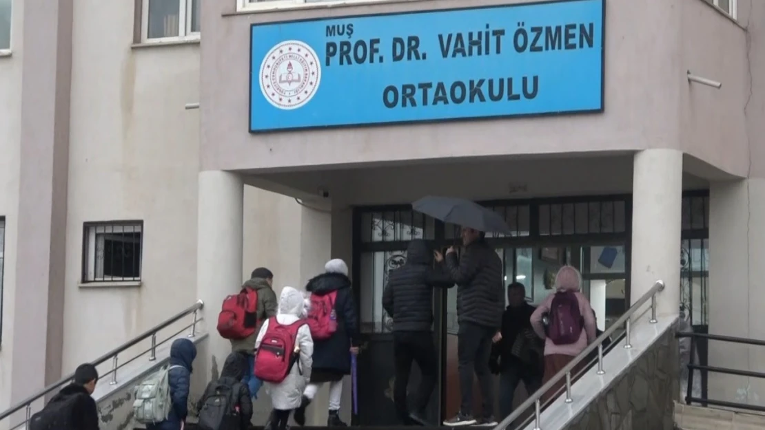 Muş'ta ara tatil sonrası ilk ders zili çaldı