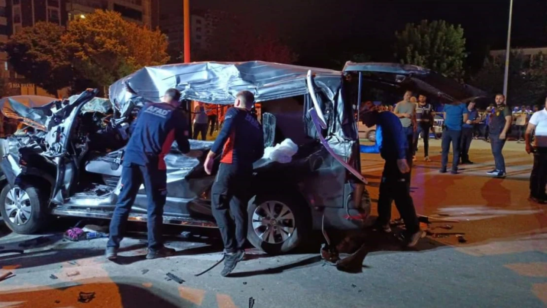 Muş'ta trafik kazası: 2 ölü, 3 yaralı