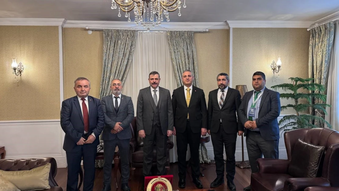 Osmanlı Ocakları Genel Başkanı Canpolat'tan Erzurum Valisi Çiftçi'ye ziyaret