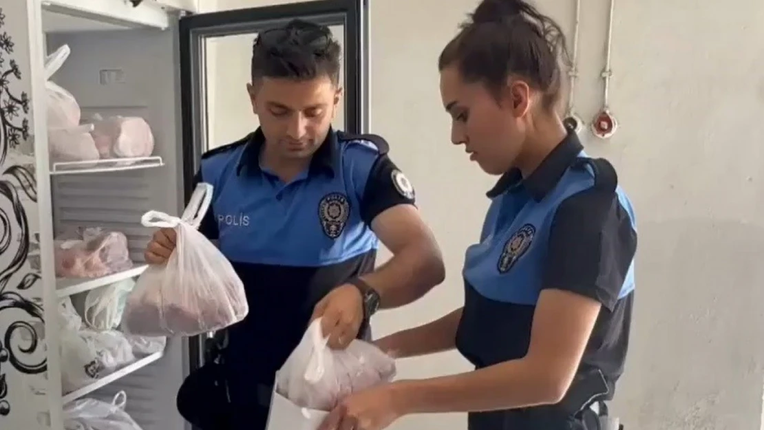 Polislerin kurban etleri, ihtiyaç sahibi ailelerle paylaşıldı