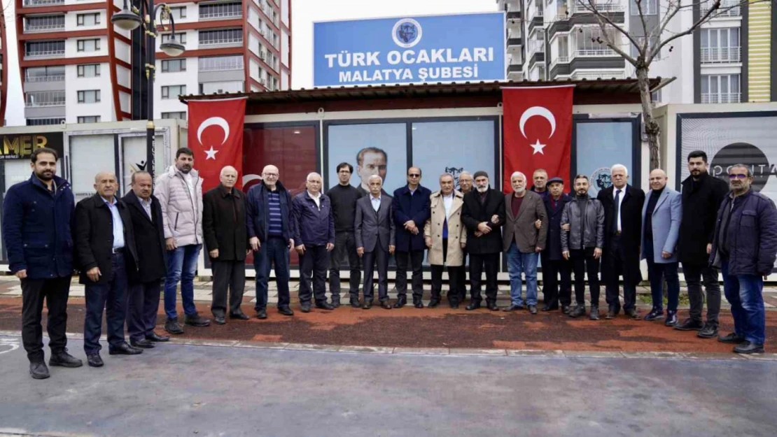 Prof. Dr. Geçit, 'Geleceğimiz için doğru karar vermemiz gerekiyor'