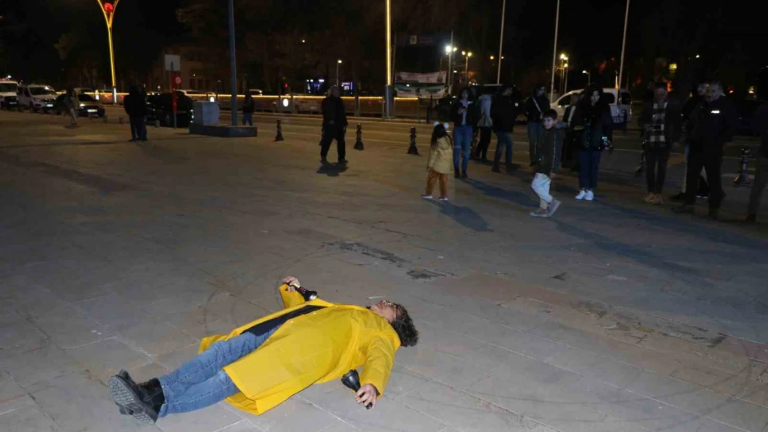 Profesör 1992 Erzincan Depremi'ne dikkat çekti, konudan habersiz olanlar polise ihbarda bulundu