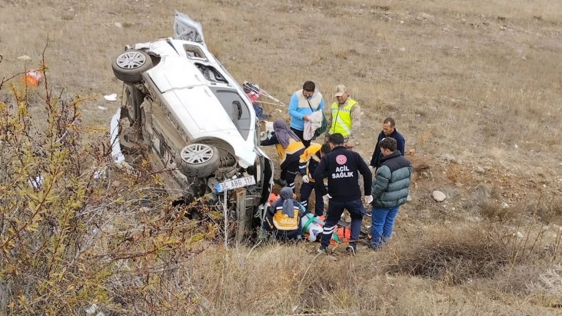 Refahiye'de trafik kazası: 4 yaralı