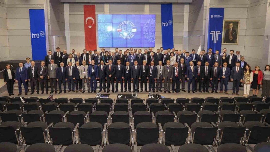 Rektör Hacımüftüoğlu, Türkiye-Özbekistan Eğitim Forumu'na katıldı