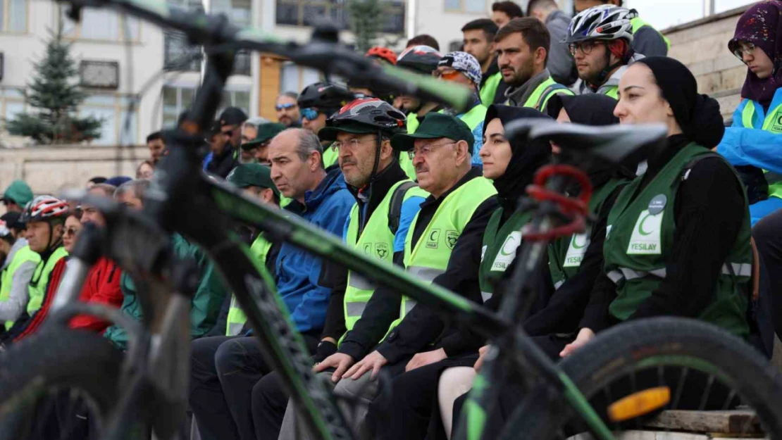 Sağlıklı yaşam için pedal çevirdiler