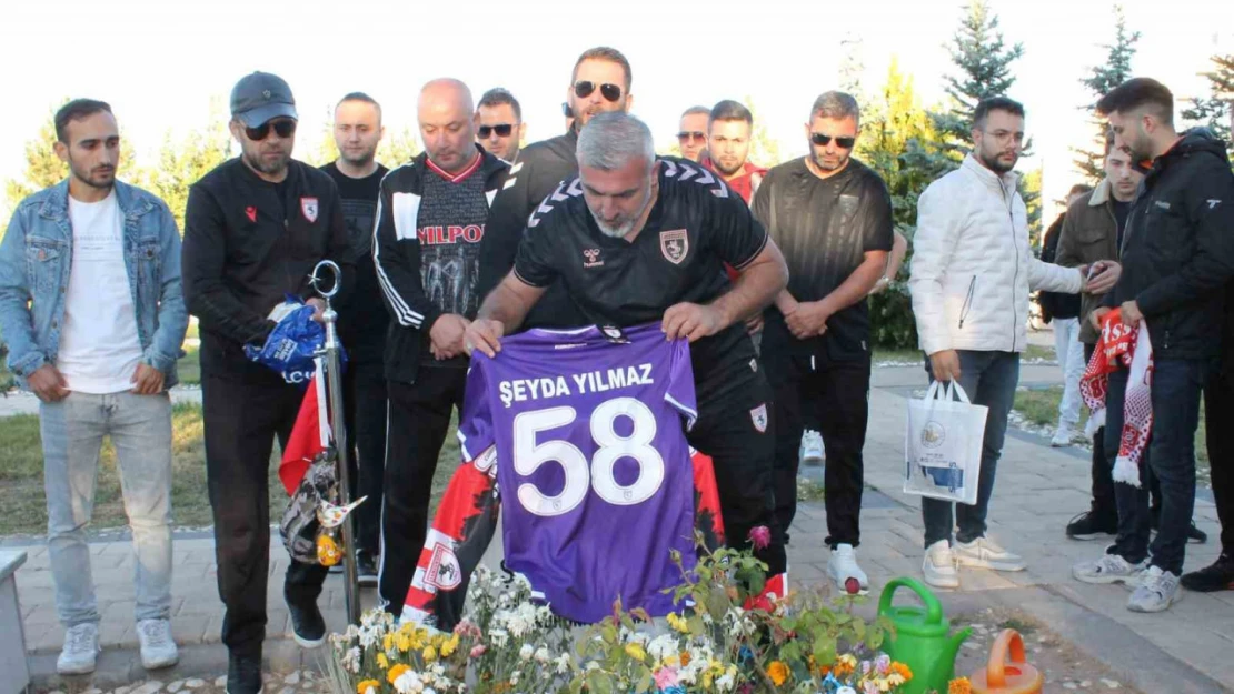 Samsunspor taraftarı şehit polis Şeyda Yılmaz'ı unutmadı