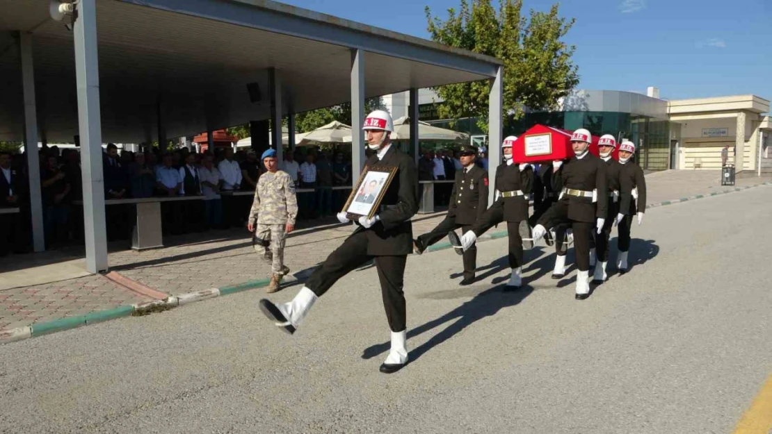 Şehit Uzman Çavuş Mehmet Kökcü son yolculuğuna uğurlandı