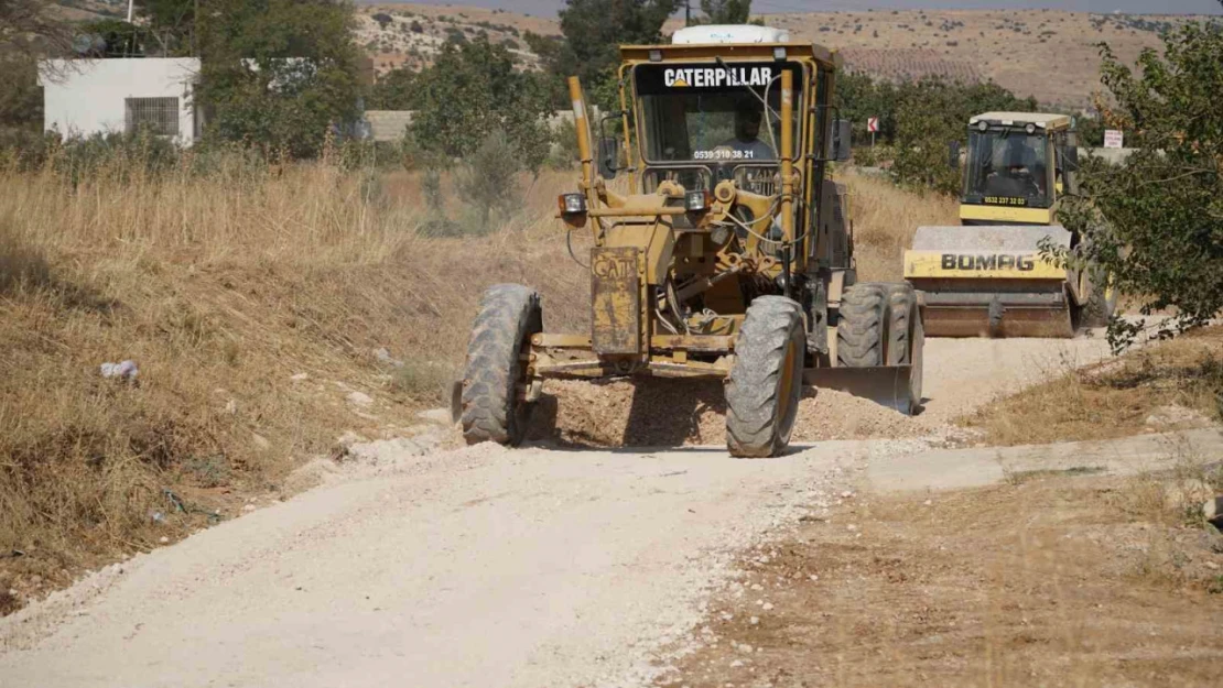 Şehitkamil'de kırsal mahalleler arazi yollarına kavuşuyor