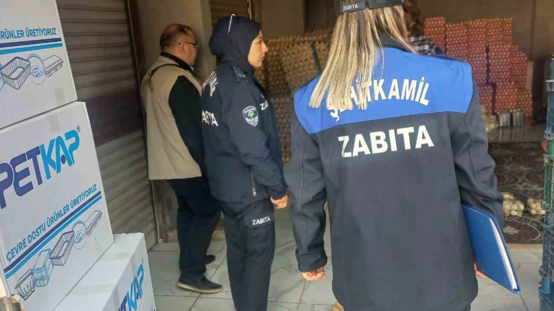 Şehitkâmil Belediyesi zabıta ekipleri göz açtırmıyor