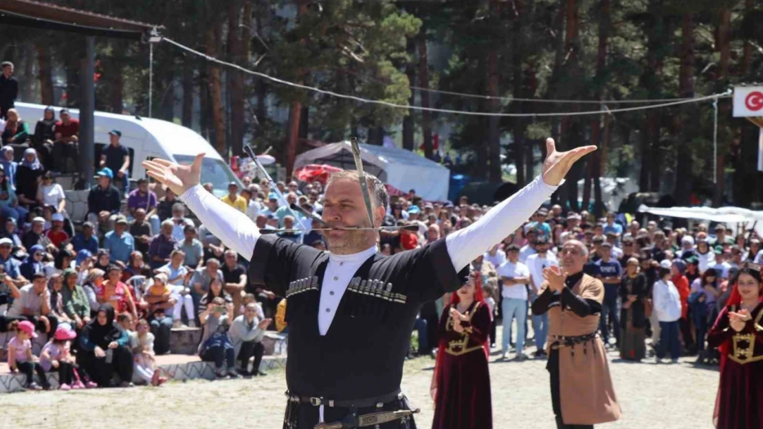 Şenkaya'da festival coşkusu