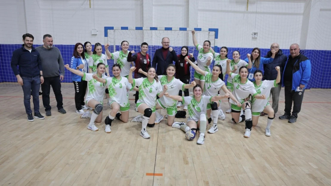Sivas Belediyespor hentbol takımı play-off'a yükseldi