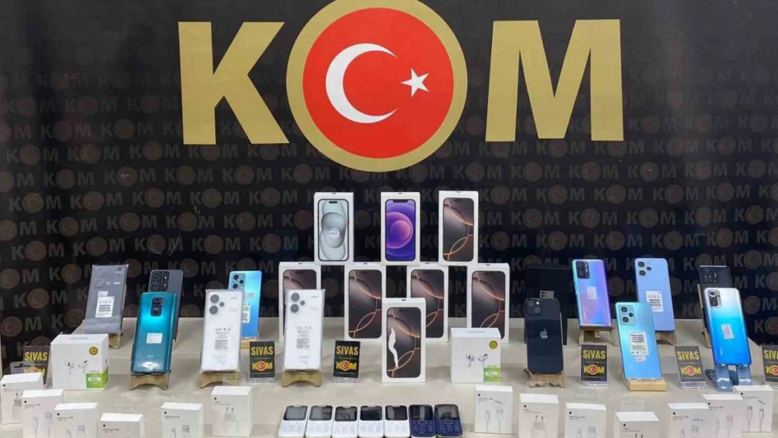 Sivas'ta 1 milyon TL değerinde kaçak telefon ele geçirildi