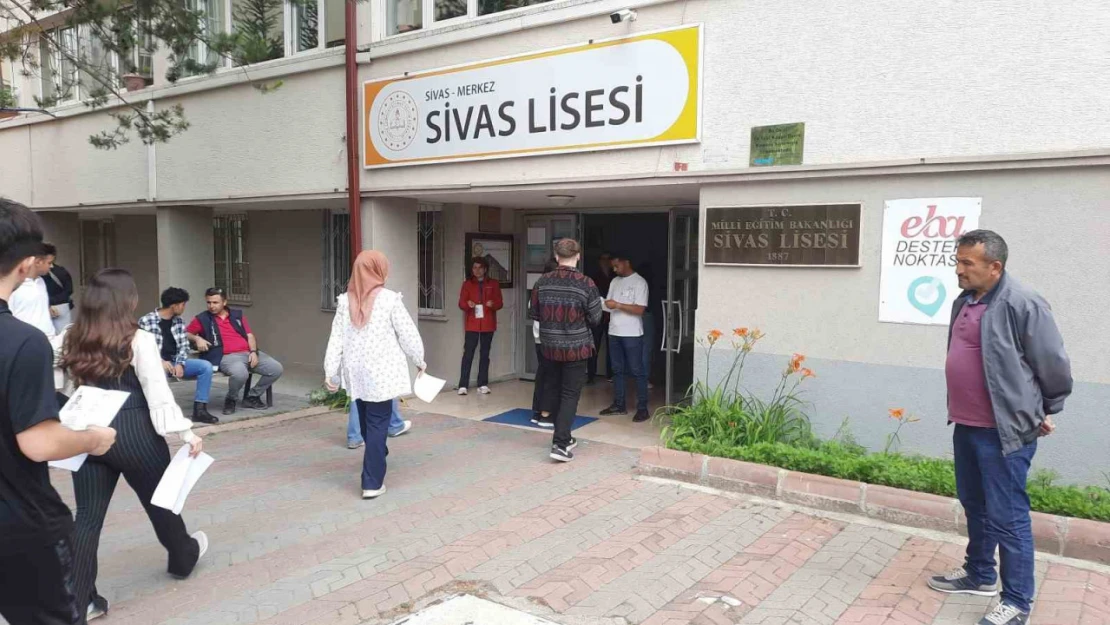 Sivas'ta AYT heyecanı