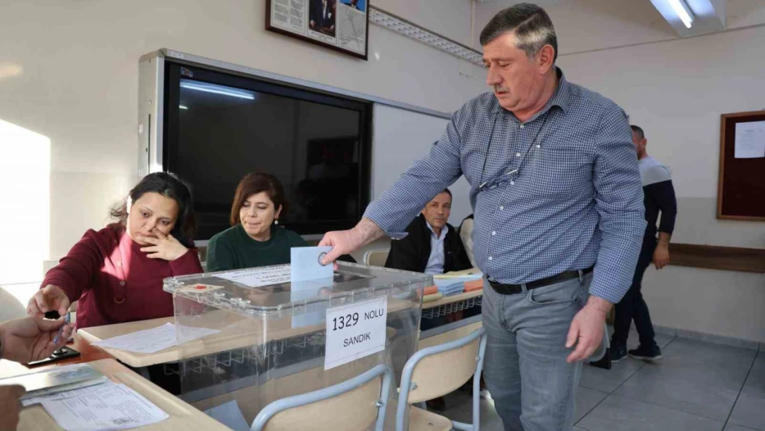 Sivas'ta oy kullanma işlemi başladı