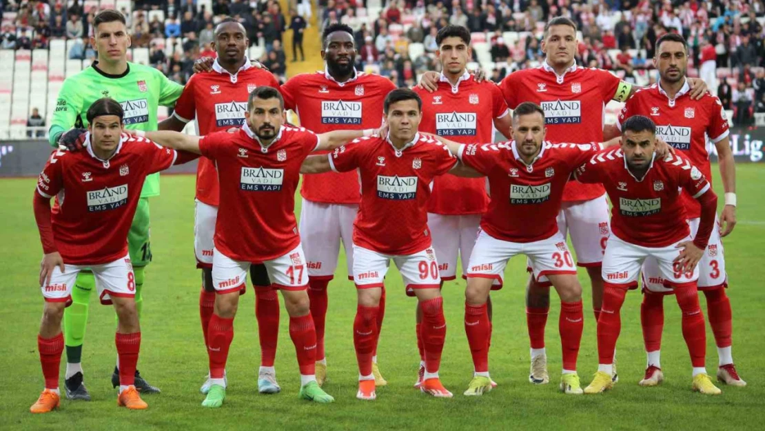 Sivasspor 14. galibiyetini aldı