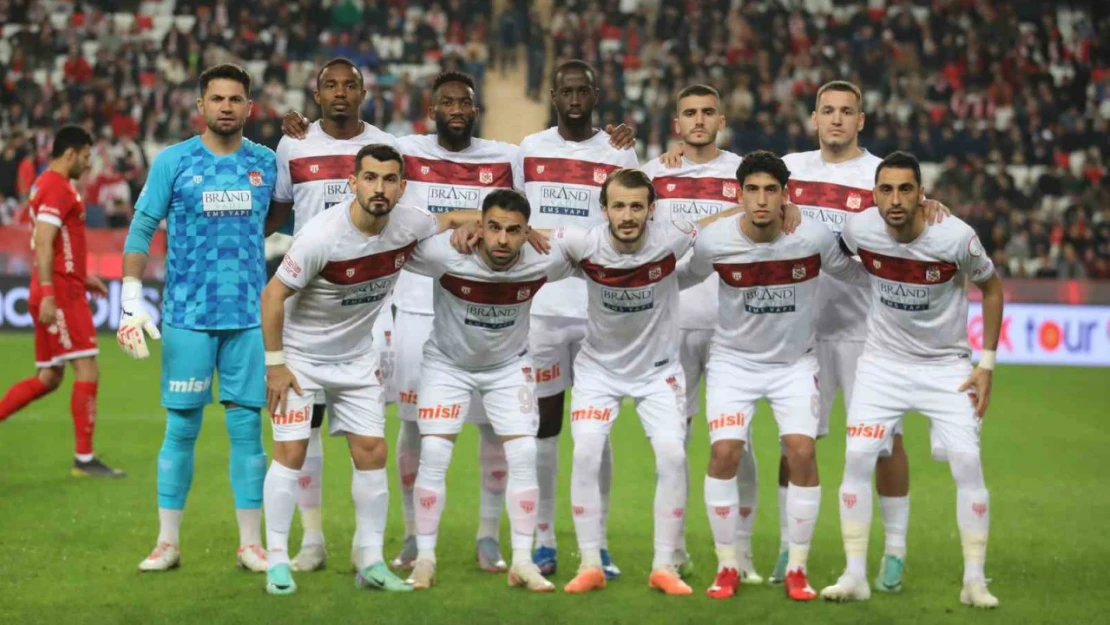 Sivasspor'da zorlu Beşiktaş maçı öncesi 6 eksik