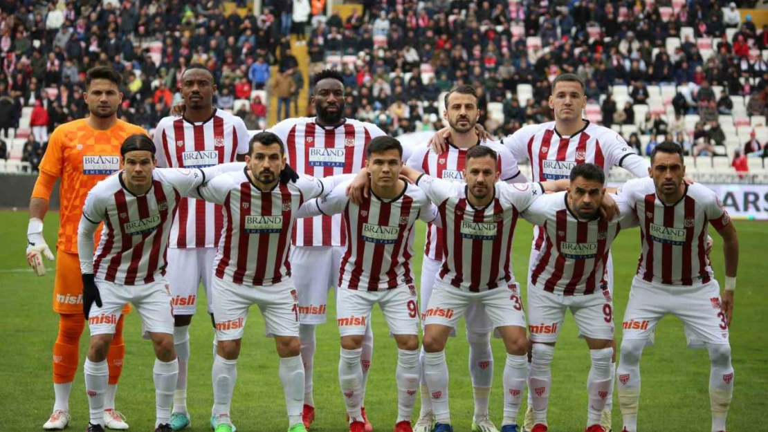 Sivasspor, Süper Lig'de 9. mağlubiyetini aldı