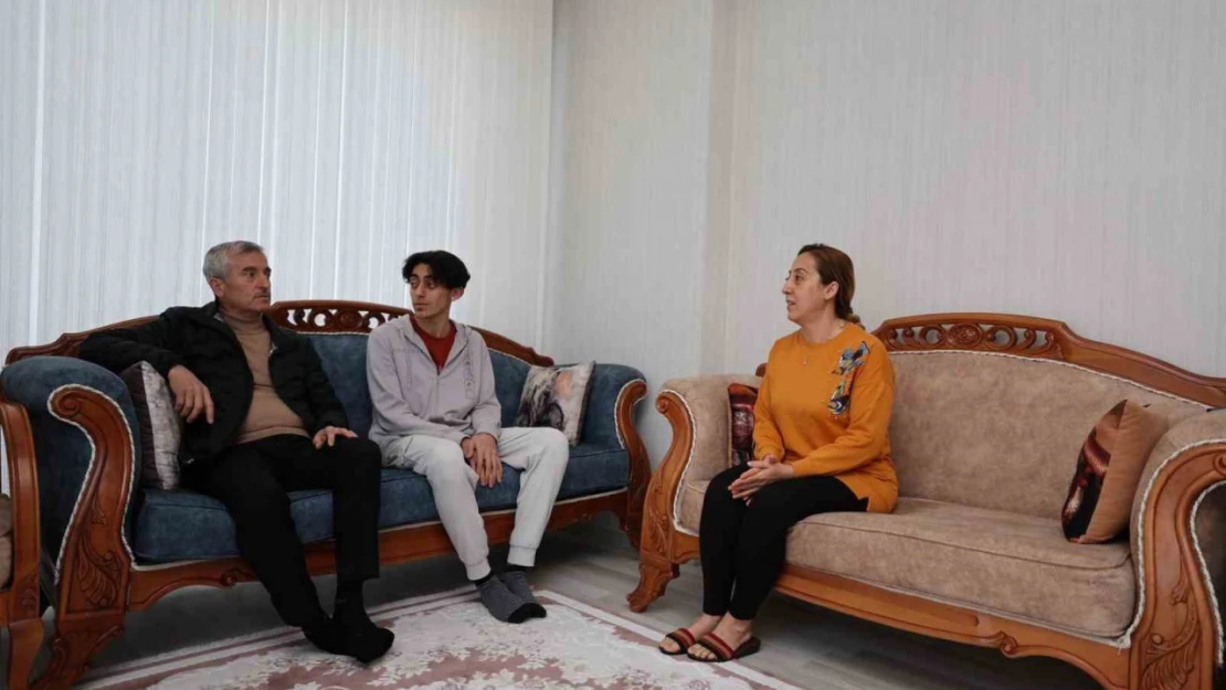 Tahmazoğlu evlere misafir oluyor
