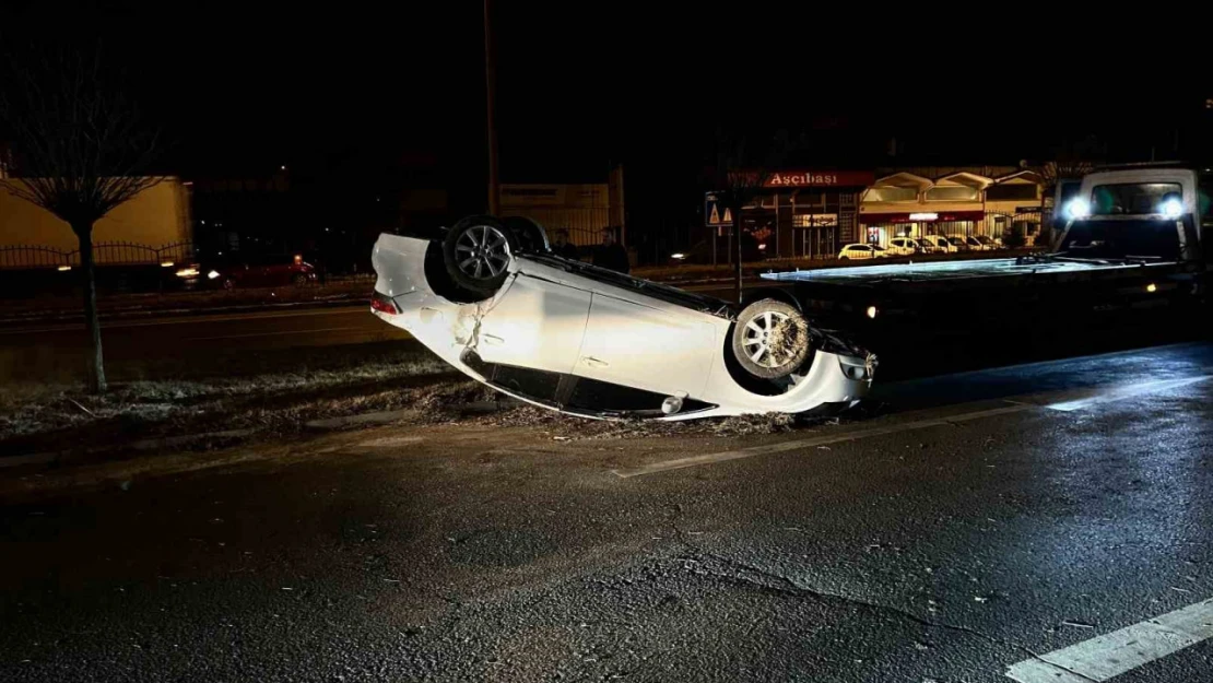 Takla atan otomobilden burnu bile kanamdan çıktı