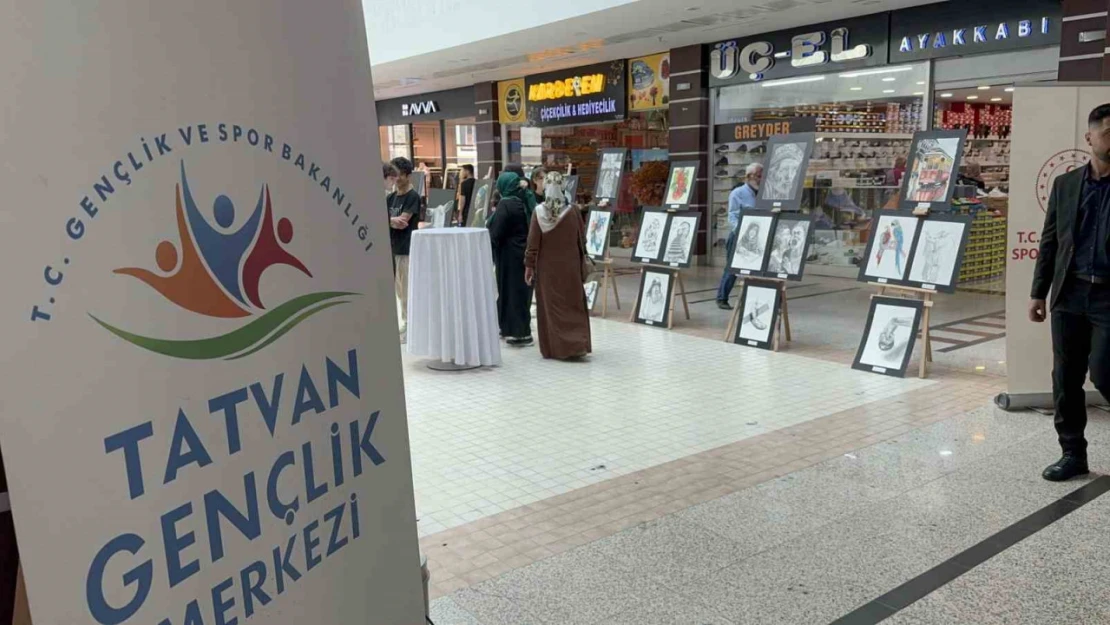 Tatvan'da 'resim sergisi' açıldı