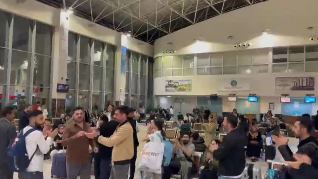 THY'nin lastiği patlayan uçağı havalanmadı, yolcular isyan etti
