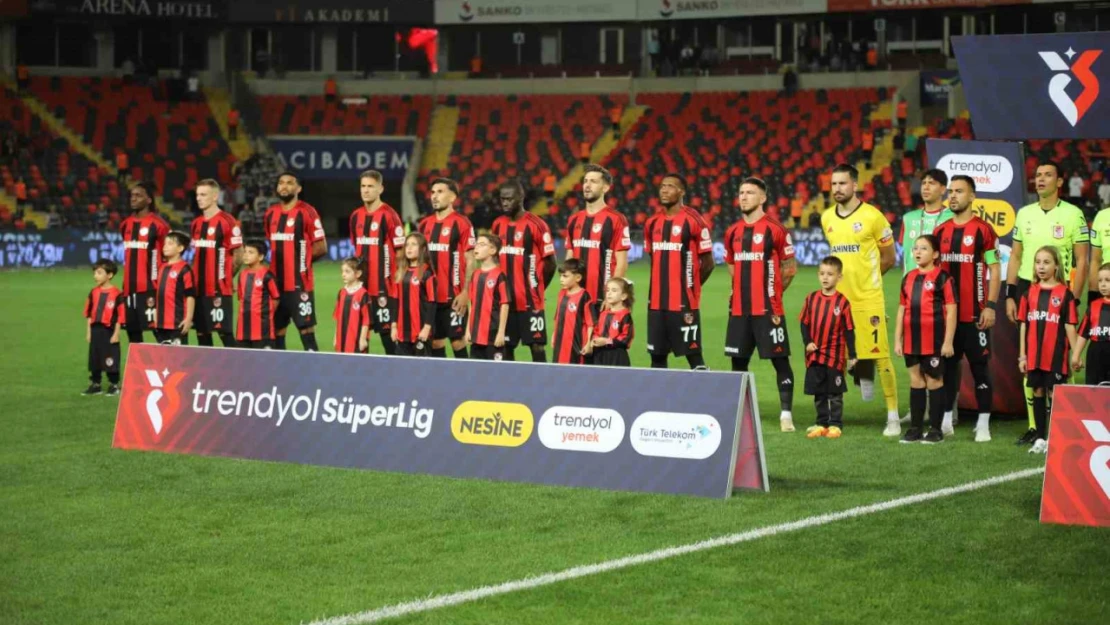 Trendyol Süper Lig: Gaziantep FK: 0 - Trabzonspor: 0 (Maç devam ediyor)