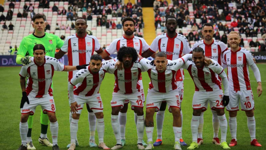 Trendyol Süper Lig: NG Sivasspor: 1 - A. Hatayspor: 1 (İlk yarı)