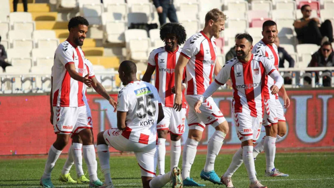 Trendyol Süper Lig: NG Sivasspor: 2 - Çaykur Rizespor: 1 (Maç sonucu)