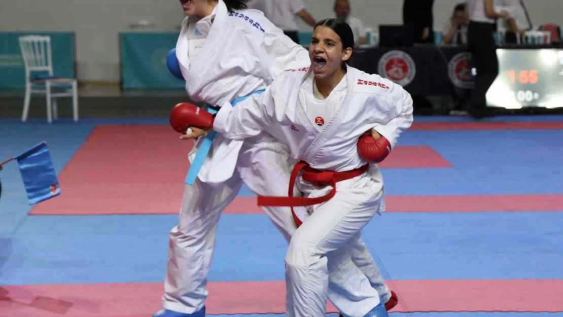 Türkiye Karate Şampiyonası, Sivas'ta başladı