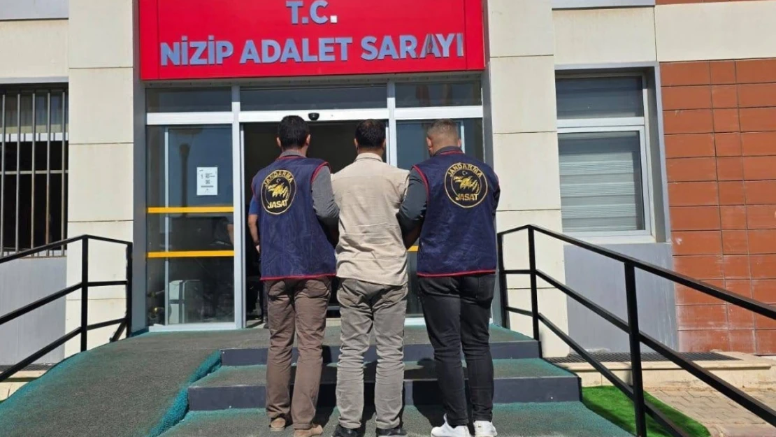 Uyuşturucu ticaretinden aranan şahsı JASAT yakaladı