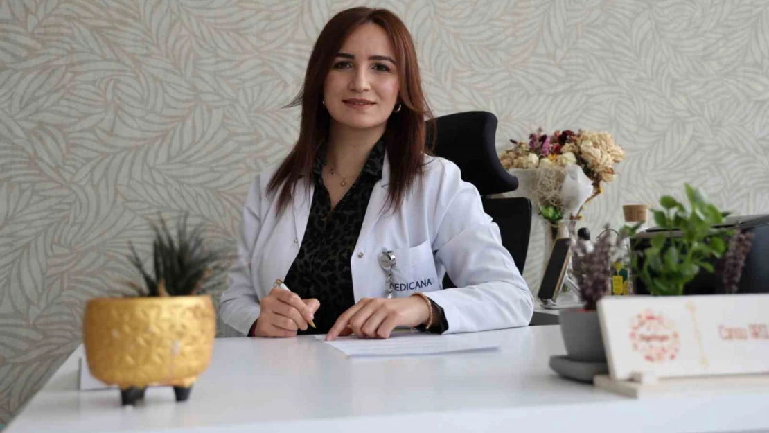 Uzmanı uyardı: ' Bayramda şerbetli tatlılar yerine meyveli tatlıları seçin'