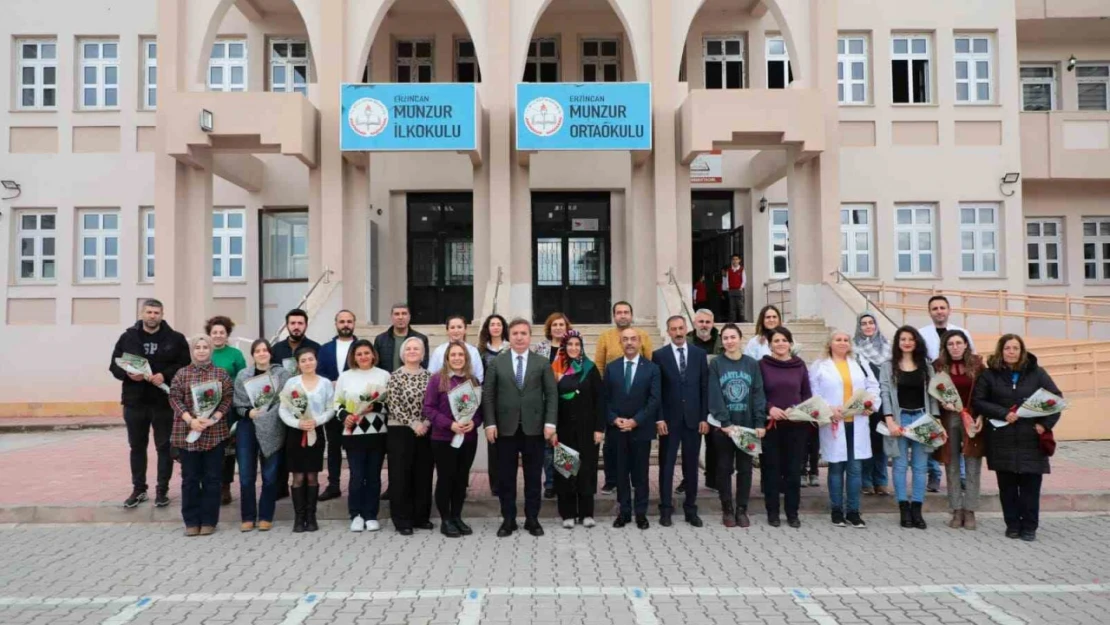 Vali Aydoğdu Öğretmenler Günü'nü kutladı