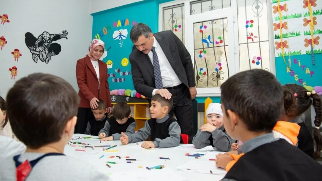 Vali Mustafa Çiftçi Palandöken ADEM'i ziyaret etti